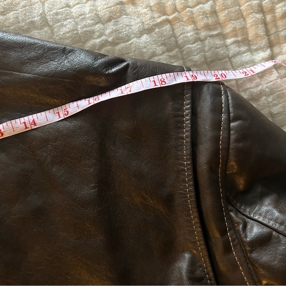 Men's Brown Leather Jacket - Picture 16 of 16